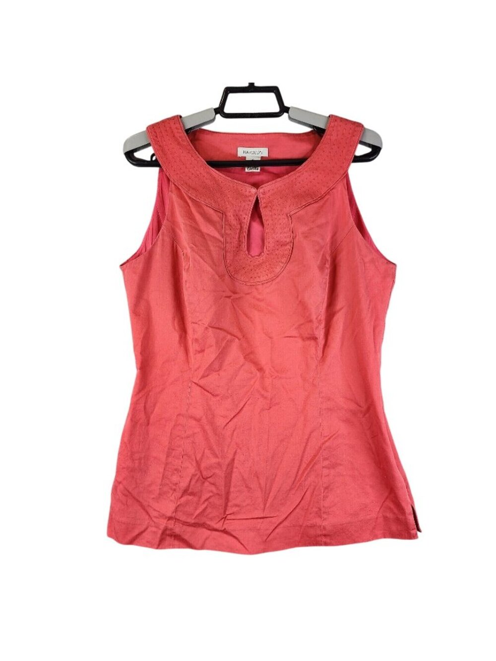 Womens Harold's Red Pleated Keyhole Round Neck Sleeveless Top Zip Side Size 10